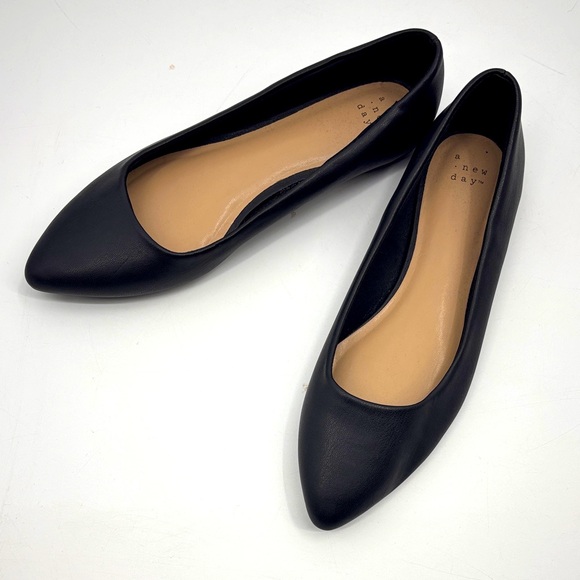 A New Day Classic Black Flats - Picture 1 of 6